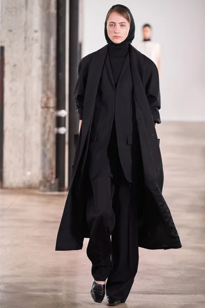 Look 28